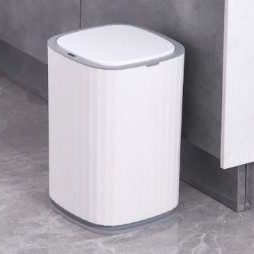 9除臭感應垃圾桶